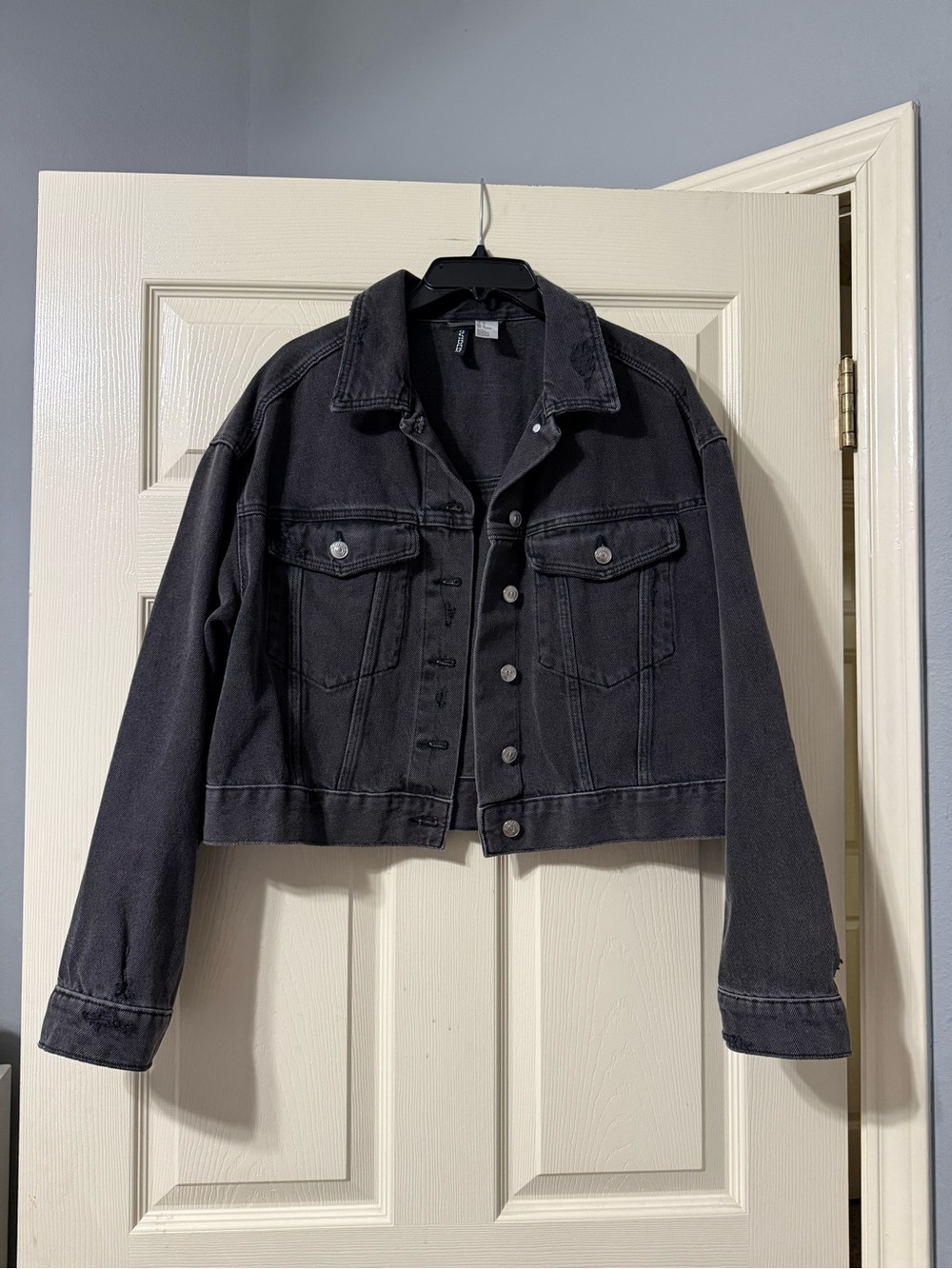 H&M Black Cropped Denim Jacket
